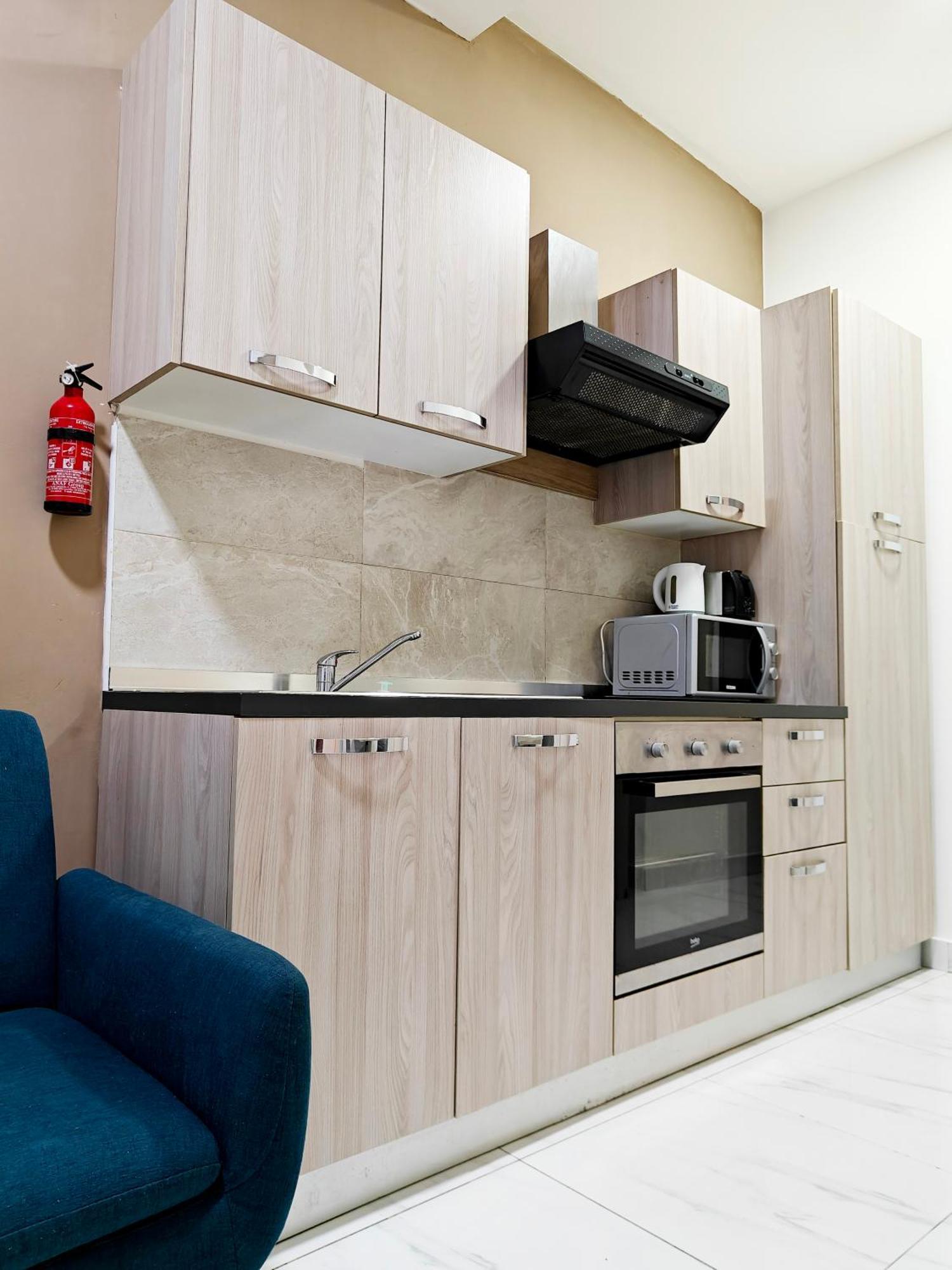 Happiness Apartment Qormi Екстериор снимка